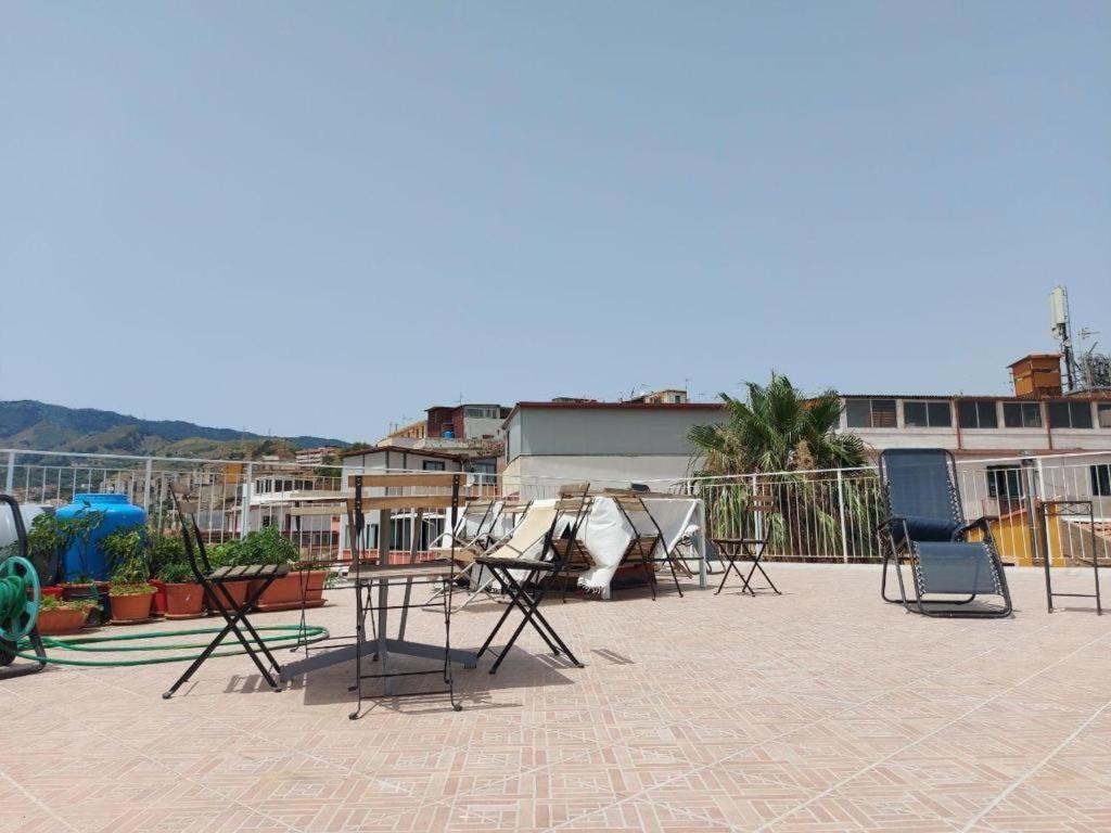 House Costa Acomodação com café da manhã Messina Exterior foto